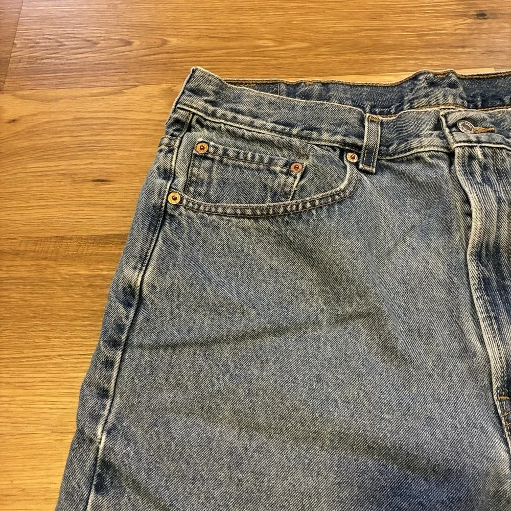 Vintage Levi's 505 Jean Shorts Men's 38 Blue Denim Light Wash Regular‎ Jorts Y2K